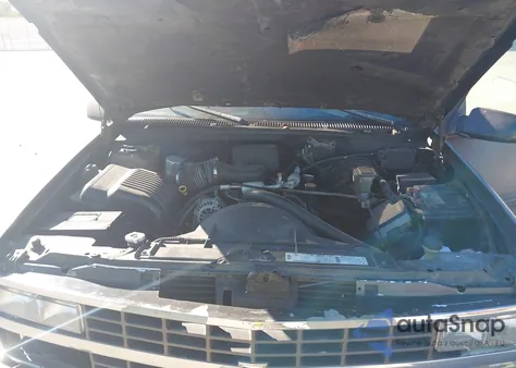 1996 Chevrolet Gmt-400 C1500 z USA, uszkodzony, nr VIN 2GCEC19W3T1119227